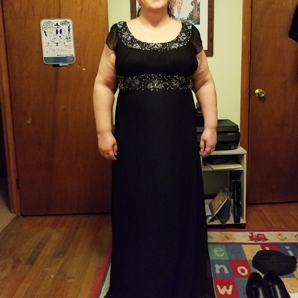 Adriana Papell dress, size 20 - Picture 3 of 3